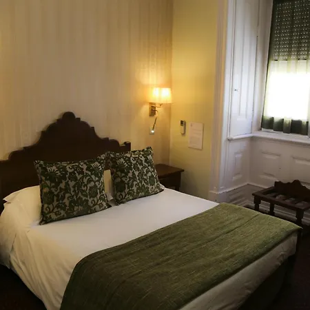 Dom Sancho I Hotel 2*