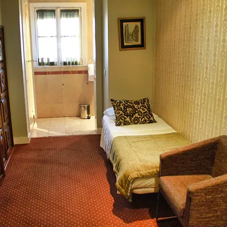 Hotel Dom Sancho I 2*