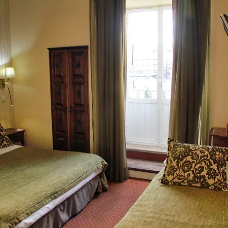 돔 산초 I 2* 리스본