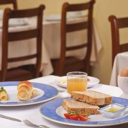 돔 산초 I 2* 리스본