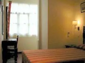 Dom Sancho I فندق 2*